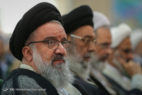آیت الله احمد خاتمی،عضو هیئت رئیسهٔ مجلس خبرگان رهبری، جامعه مدرسین حوزه علمیه قم، شورای عالی مجمع جهانی اهل بیت و امام جمعه موقت تهران