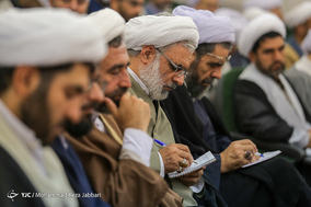 همایش «نقش حوزه انقلابی در ماندگاری انقلاب اسلامی»  / قم