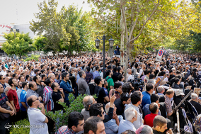 تشییع پیکر آقای بازیگر