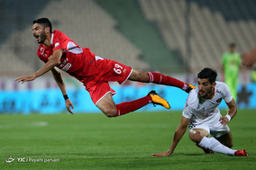 دیدار تیم های فوتبال پرسپولیس تهران و سپیدرود رشت