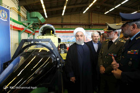 رونمایی از نخستین جنگنده ایرانی با حضور رئیس‌جمهور
