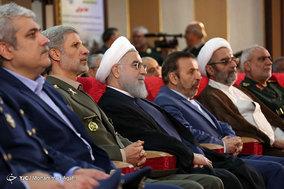 رونمایی از نخستین جنگنده ایرانی با حضور رئیس‌جمهور