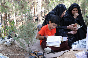 مراسم دعای عرفه در تپه نورالشهدا شیراز