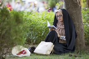 مراسم دعای عرفه در جوار مزار شهدای همدان