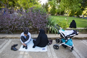 مراسم دعای عرفه در جوار مزار شهدای همدان
