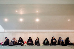 دعای عرفه در مصلی تهران