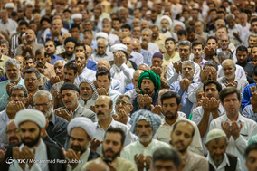 نماز عید قربان در حرم حضرت معصومه (س)