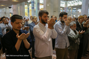 نماز عید قربان در حرم حضرت معصومه (س)