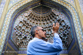 اقامه نماز عید قربان در حرم مطهر امام رضا (ع)‎