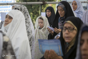 نماز عید قربان در آستان مقدس امام زادگان پنج تن لویزان