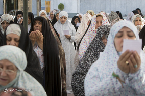 نماز عید قربان در آستان مقدس امام زادگان پنج تن لویزان