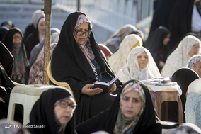 نماز عید قربان در آستان مقدس امام زادگان پنج تن لویزان