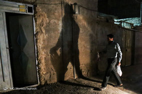 ذبح ۴۶ راس گوسفند و توزیع آن توسط موسسه خیریه شهدای مدافع حرم اهواز در شب عید مبارک قربان