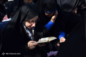 دعای عرفه در کهف الشهدا