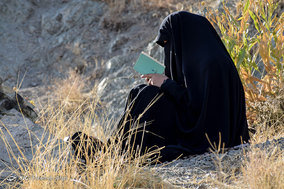 دعای عرفه در کهف الشهدا