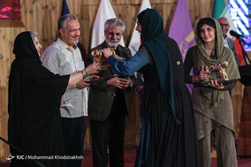 دهمین جشن مستقل سینمای مستند ایران