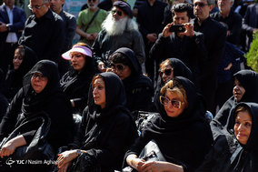 مراسم تشییع مرحوم صادق صدوقی در خانه هنرمندان