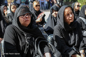 مراسم تشییع مرحوم صادق صدوقی در خانه هنرمندان