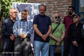 مراسم تشییع مرحوم صادق صدوقی در خانه هنرمندان