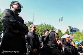 مراسم تشییع مرحوم صادق صدوقی در خانه هنرمندان