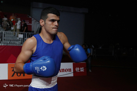 بازی های آسیایی 2018/روز نخست مسابقات بوکس