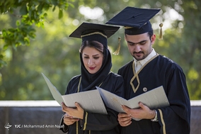 مراسم روز همدان در آرامگاه شیخ ابوعلی سینا