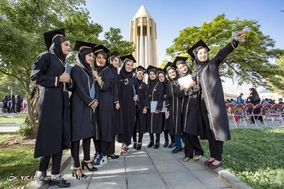 مراسم روز همدان در آرامگاه شیخ ابوعلی سینا
