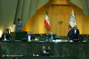 استیضاح وزیر امور اقتصادی و دارایی - 4 شهریور 97