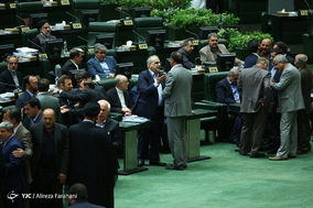 استیضاح وزیر امور اقتصادی و دارایی - 4 شهریور 97