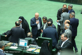 استیضاح وزیر امور اقتصادی و دارایی - 4 شهریور 97