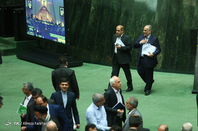 استیضاح وزیر امور اقتصادی و دارایی - 4 شهریور 97