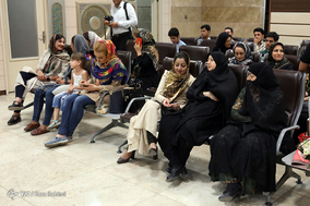 مراسم استقبال از نازنین رحمانی بانوی قایقران کرمانشاهی