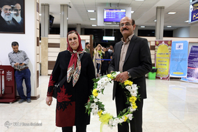 مراسم استقبال از نازنین رحمانی بانوی قایقران کرمانشاهی