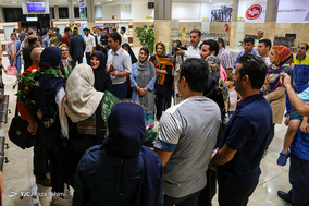 مراسم استقبال از نازنین رحمانی بانوی قایقران کرمانشاهی