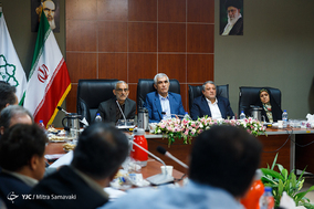 بازدید شهردار و رییس شورای شهر تهران از خط ۶ مترو