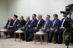 دیدار رئیس‌جمهور و اعضای هیأت دولت با رهبر معظم انقلاب