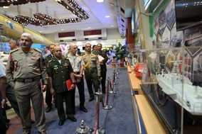 بازدید وابستگان نظامی خارجی مقیم ایران از نمایشگاه دستاوردهای دفاعی