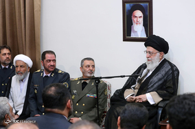 دیدار فرماندهان قرارگاه پدافند هوایی خاتم‌الانبیاء(ص) ارتش با فرمانده معظم کل قوا