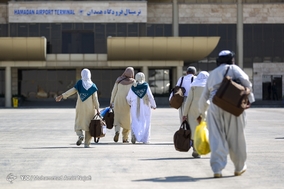 بازگشت حجاج از سرزمین وحی - همدان