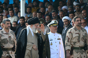مراسم مشترک دانش‌آموختگی، تحلیف و اعطای سردوشی دانشجویان دانشگاه‌های افسری ارتش با حضور فرماندهی معظم کل قوا