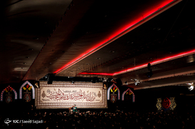 مراسم عزاداری شب‌دوم محرم در هیئت ریحانه‌الحسین