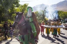 ورود نمادین کاروان امام حسین (ع) به کربلا