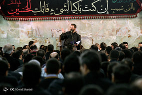 مراسم عزاداری شب سوم محرم در هیات عشاق الحسین(ع)