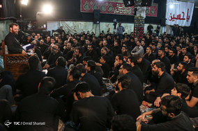 مراسم عزاداری شب سوم محرم در هیات عشاق الحسین(ع)