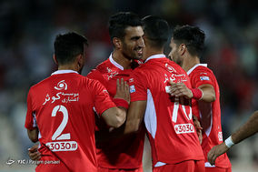 دیدار تیم های پرسپولیس و نساجی مازندران