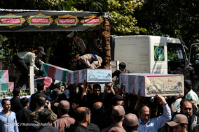 مراسم تشییع پیکر 135 شهید گمنام دوران دفاع مقدس - 2