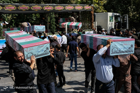 مراسم تشییع پیکر 135 شهید گمنام دوران دفاع مقدس - 2