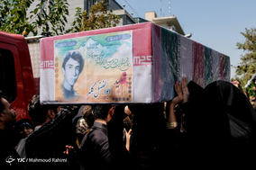 مراسم تشییع پیکر 135 شهید گمنام دوران دفاع مقدس - 2