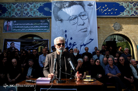 مراسم تشییع پیکر «حسین عرفانی» دوبلور پیشکسوت