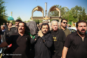 مراسم تشییع پیکر «حسین عرفانی» دوبلور پیشکسوت